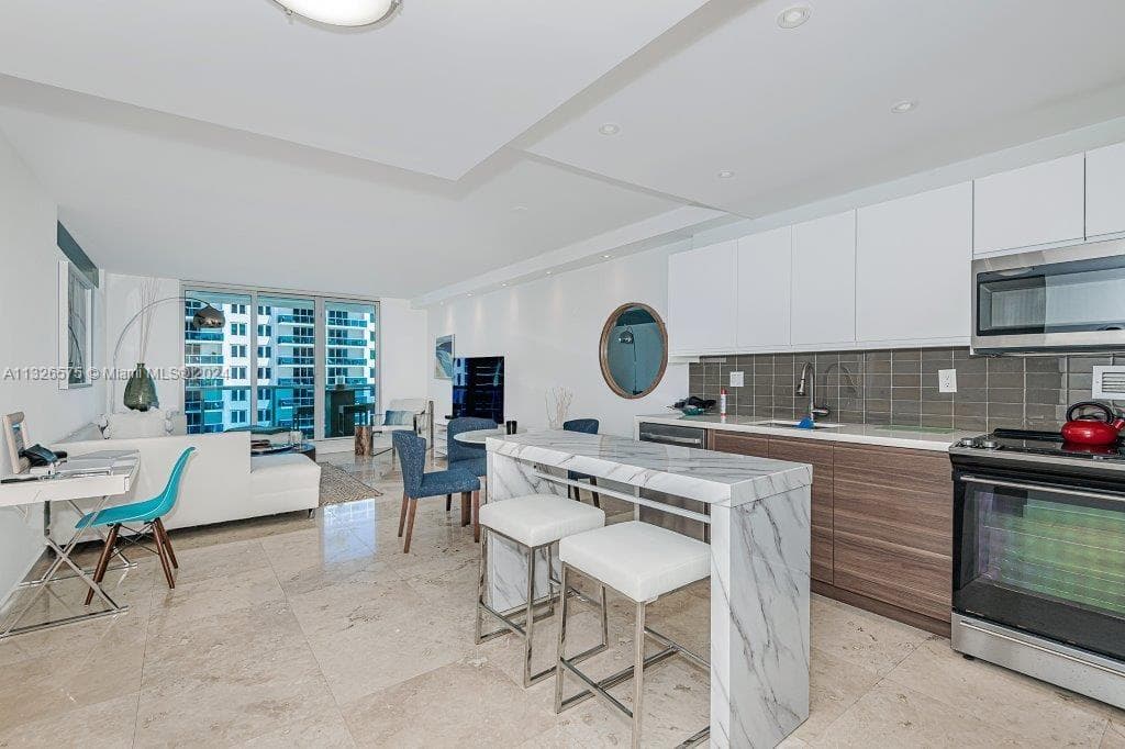 Roney Palace · #1117 in Miami Beach - Photo 14