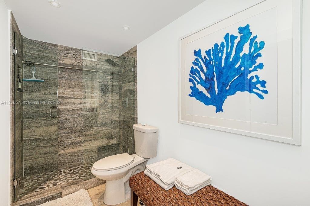 Roney Palace · #1117 in Miami Beach - Photo 18