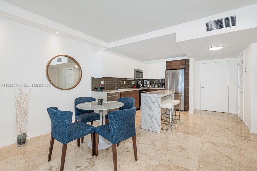 Roney Palace · #1117 in Miami Beach - Photo 15