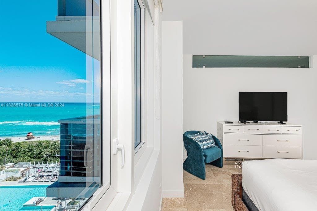 Roney Palace · #1117 in Miami Beach - Photo 8