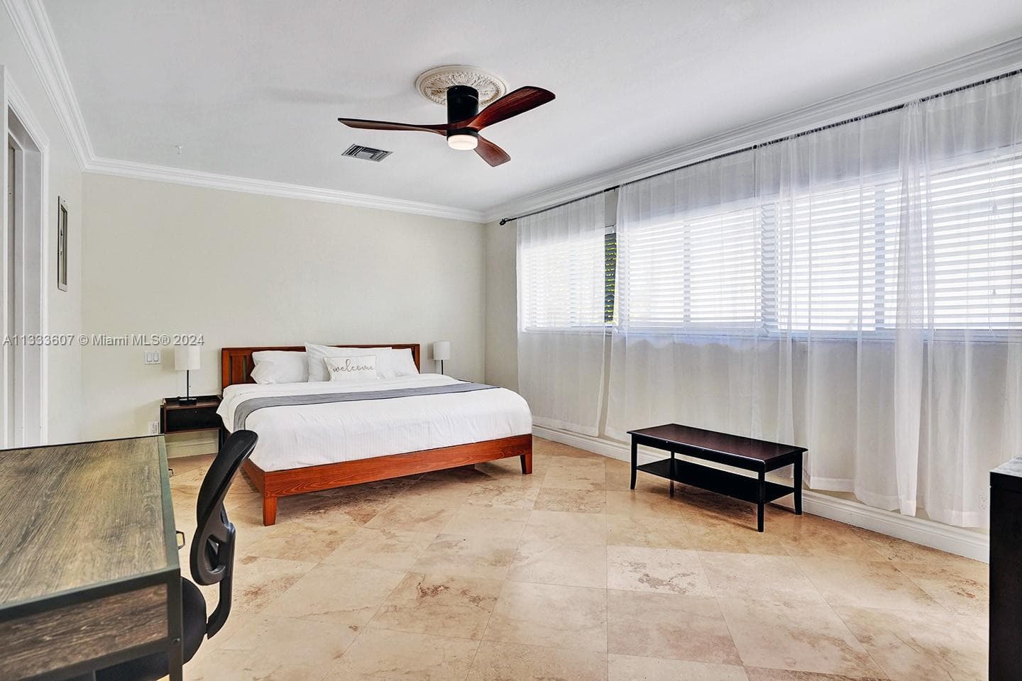1049 N Southlake Dr photo 31