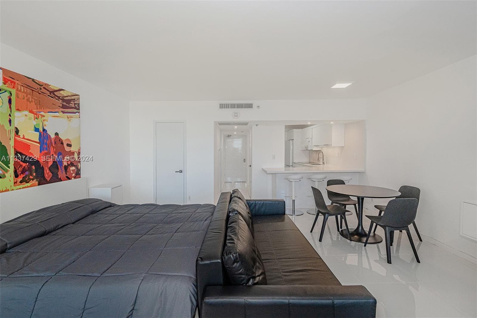 The Decoplage · #519 in Miami Beach - Photo 4