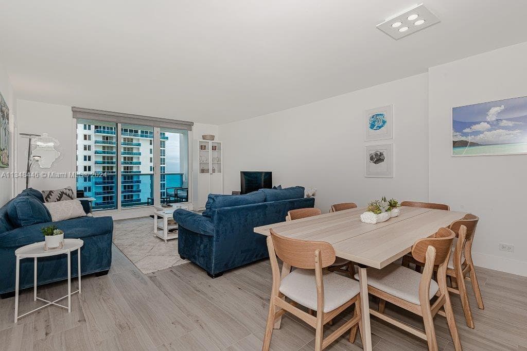 Roney Palace · #1115 in Miami Beach - Photo 5