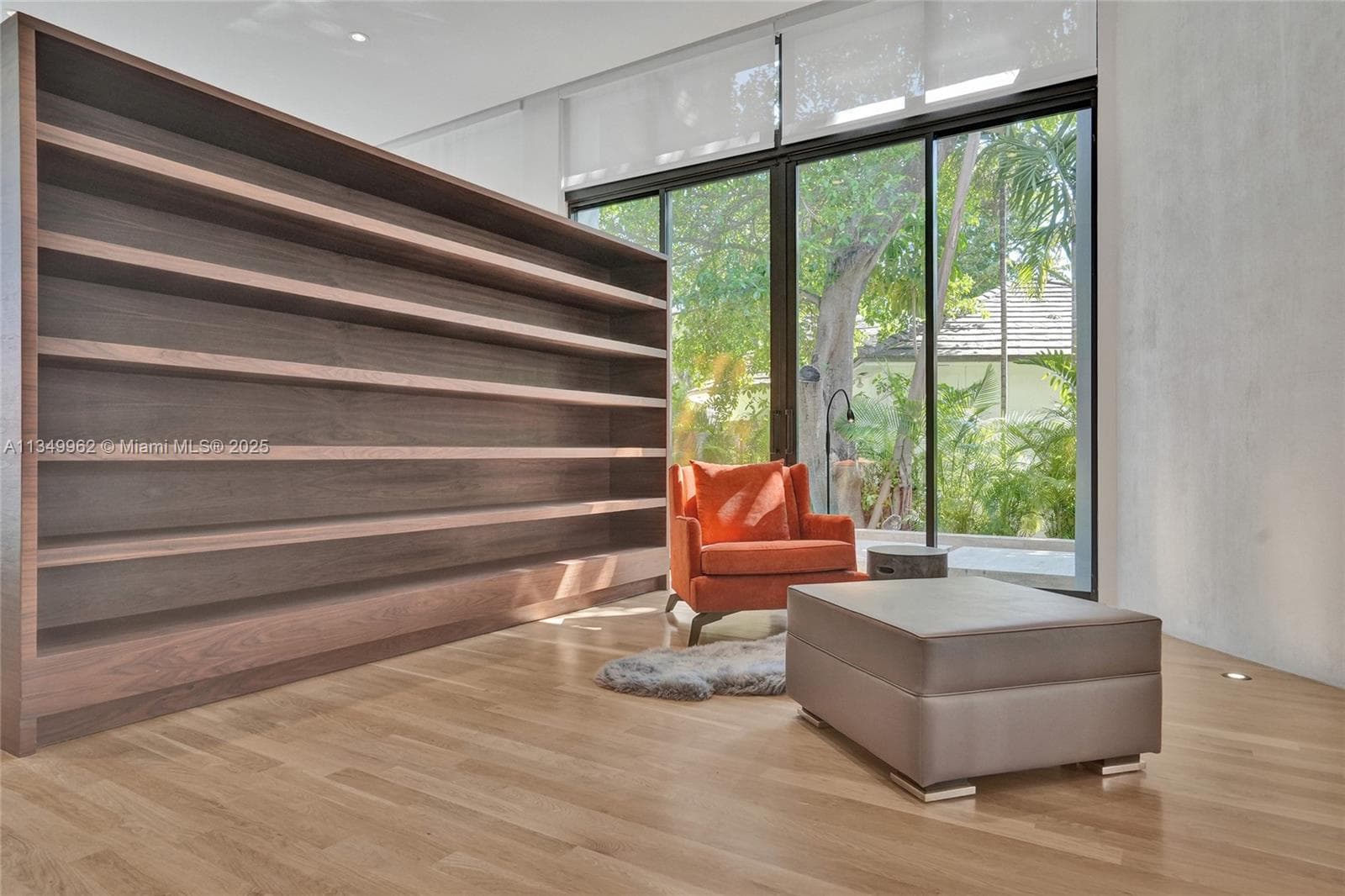 240 Ocean Blvd photo 59