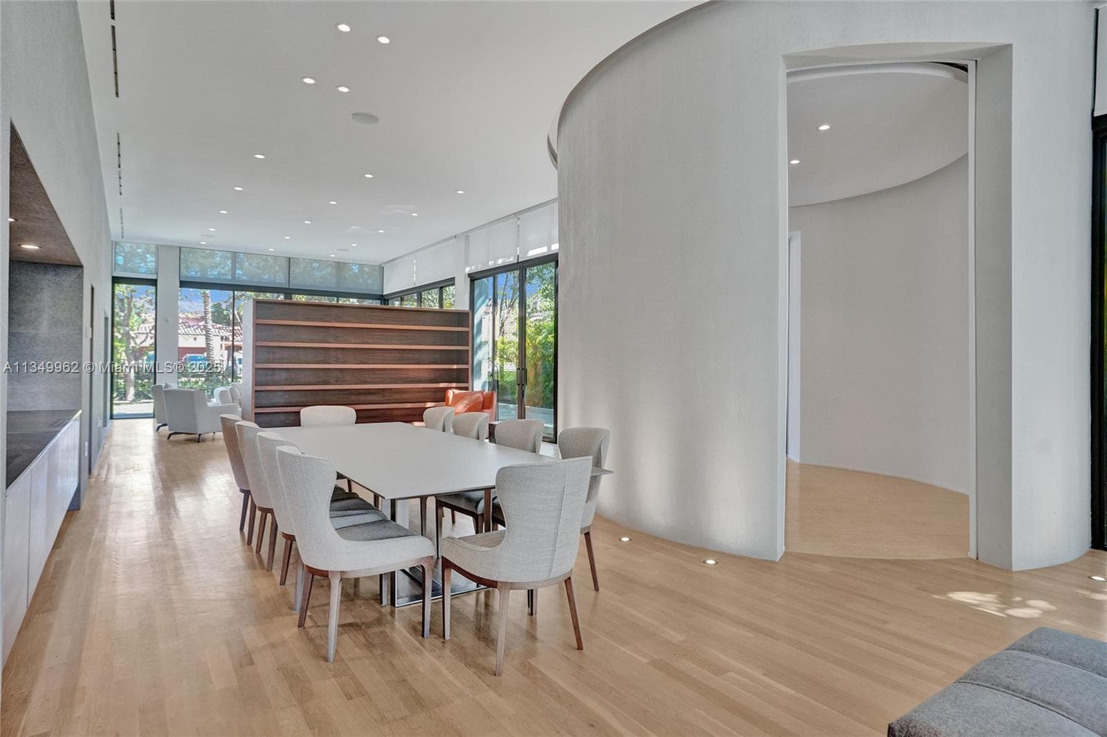 240 Ocean Blvd photo 44
