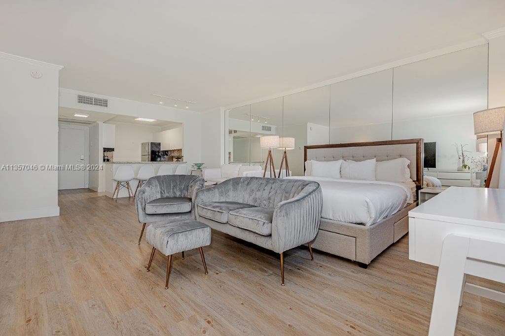 Roney Palace · #842 in Miami Beach - Photo 9