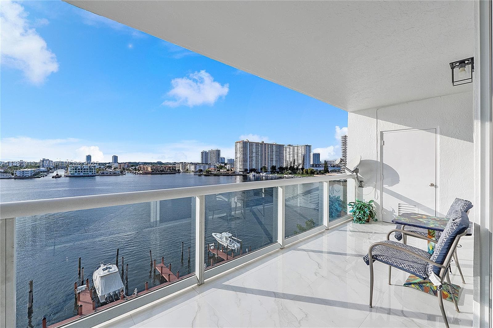 Golden Bay Club · #807 in Sunny Isles Beach - Photo 20