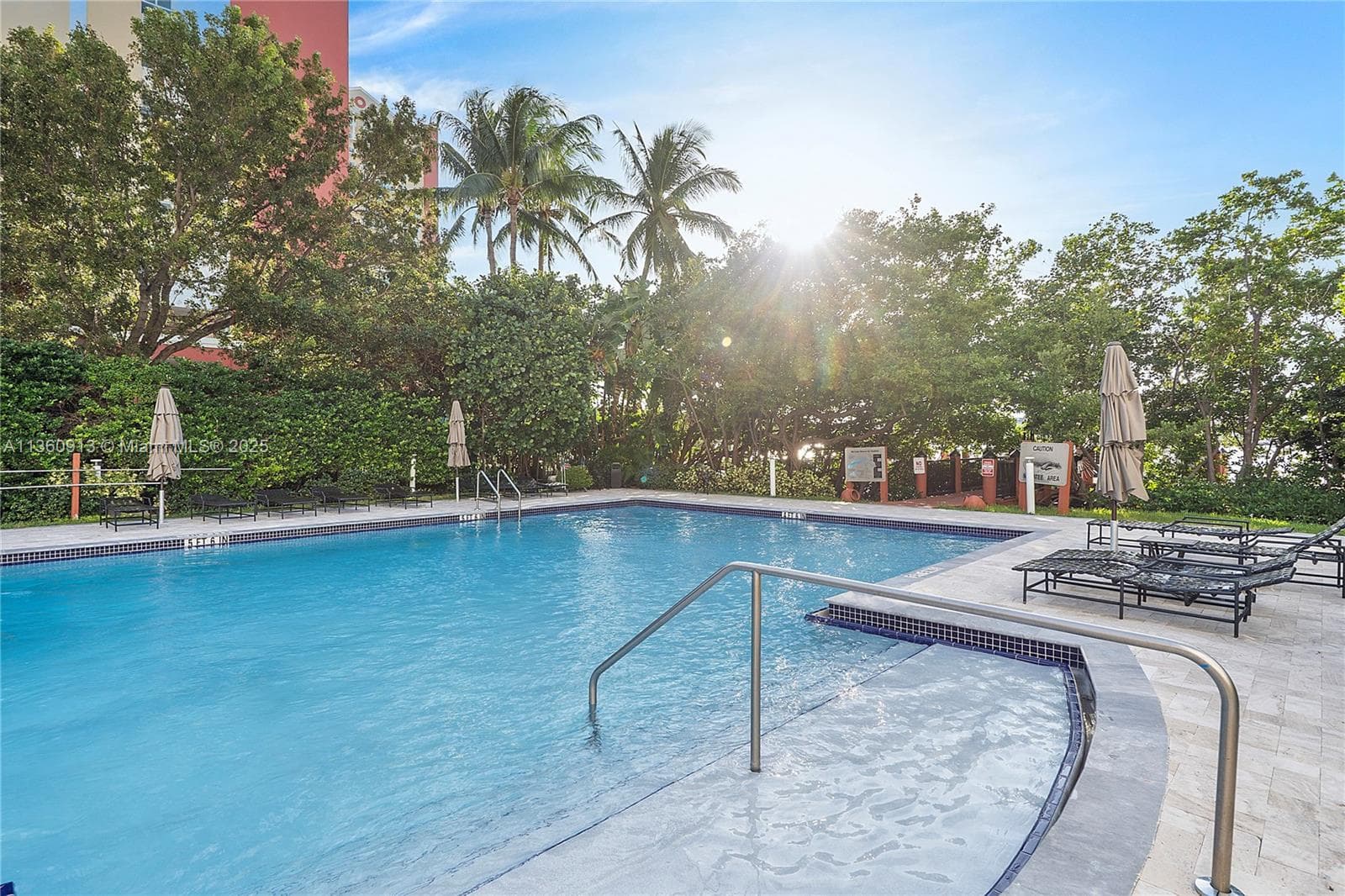 Golden Bay Club · #807 in Sunny Isles Beach - Photo 45