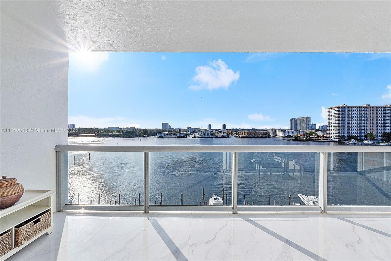 Golden Bay Club · #807 in Sunny Isles Beach - Photo 19