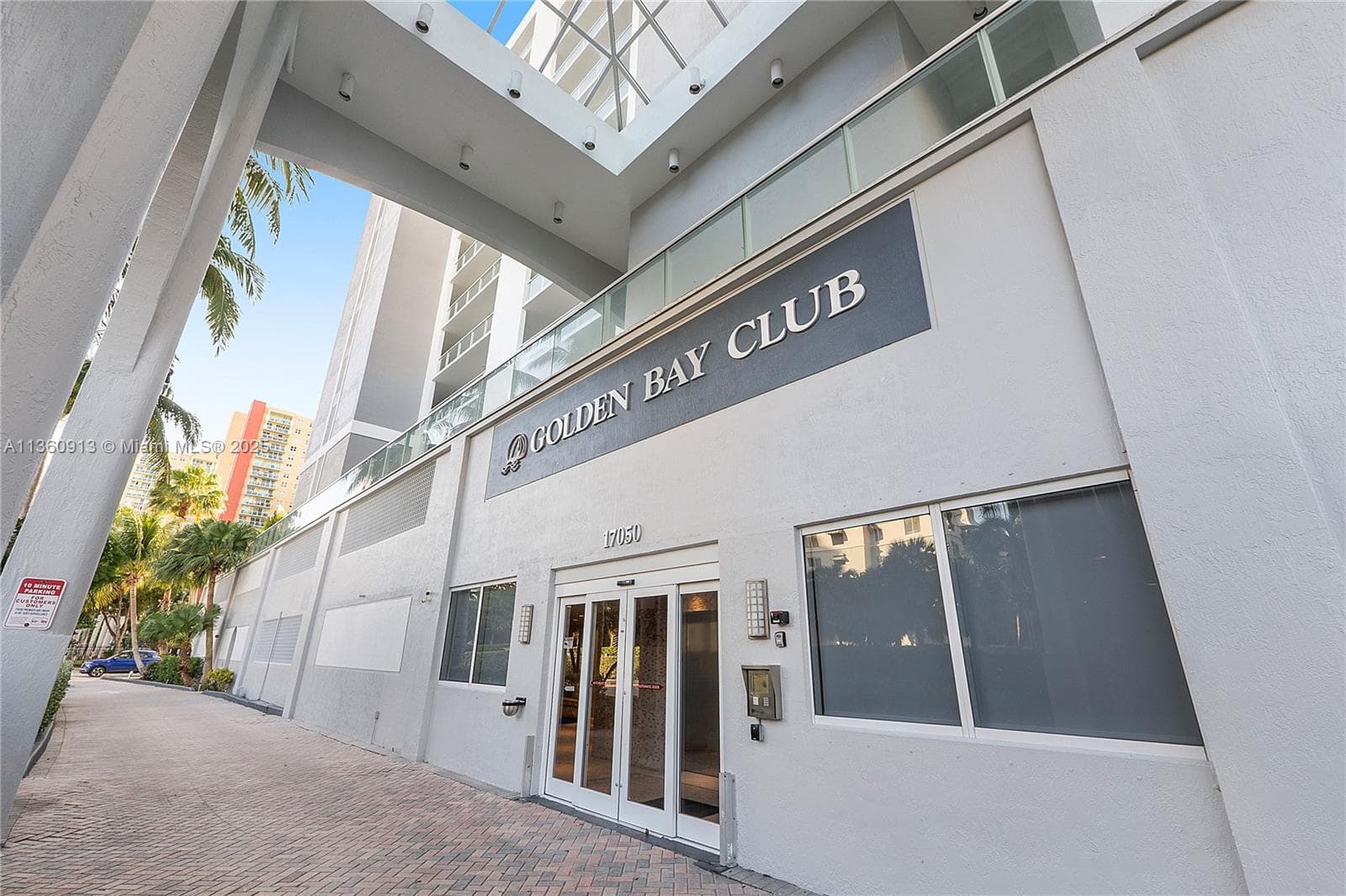 Golden Bay Club · #807 in Sunny Isles Beach - Photo 39