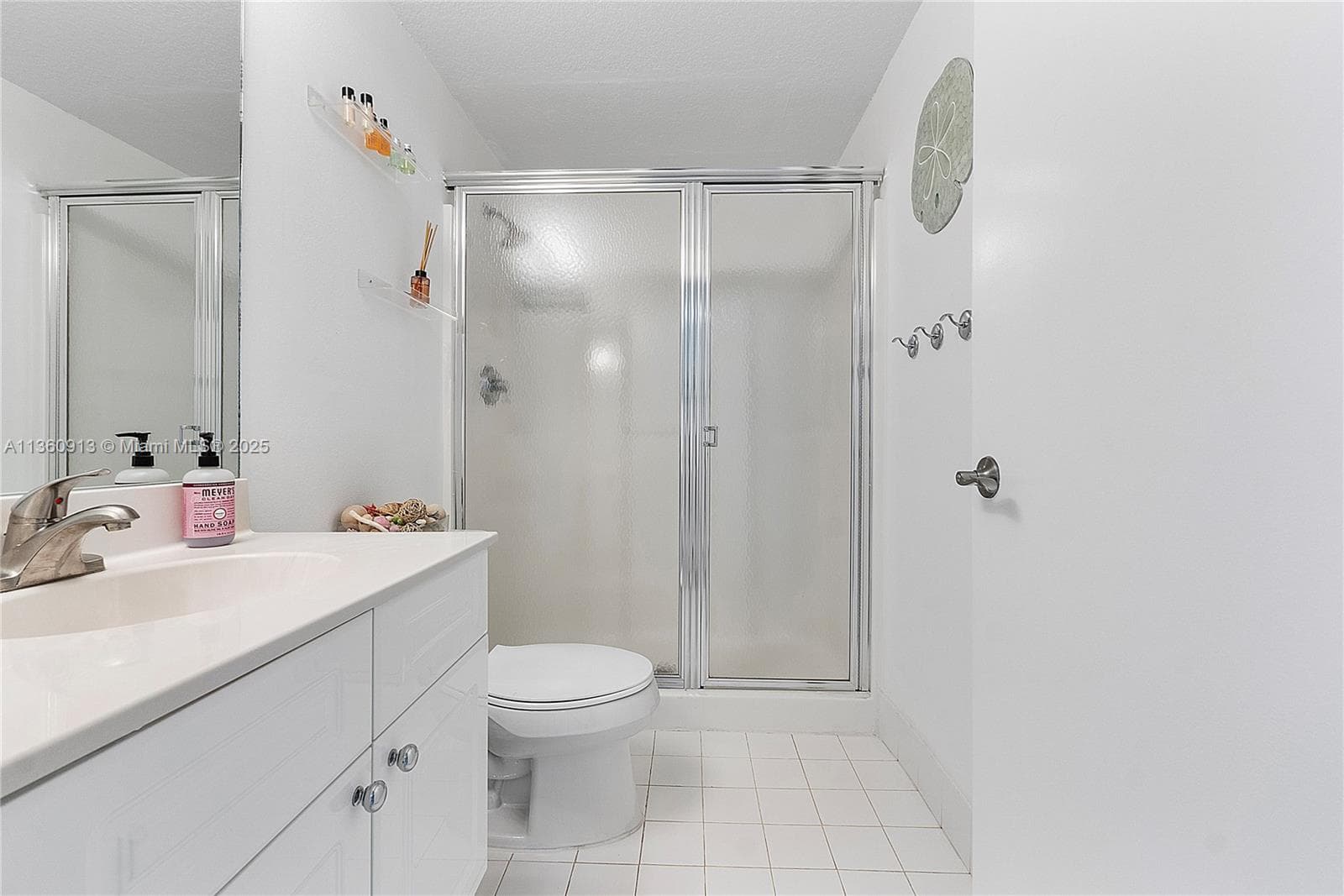 Golden Bay Club · #807 in Sunny Isles Beach - Photo 29