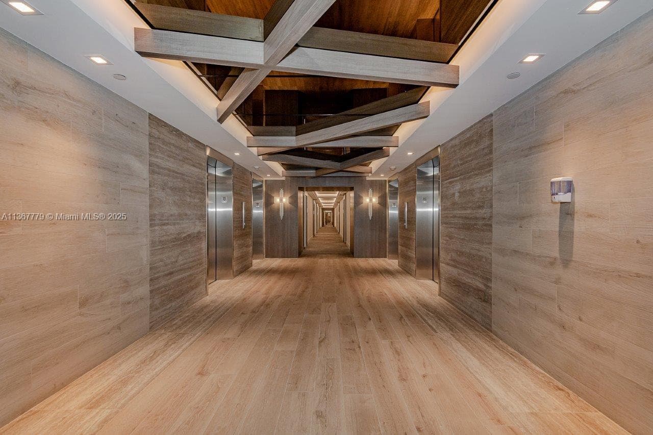 Roney Palace · #1032 in Miami Beach - Photo 22