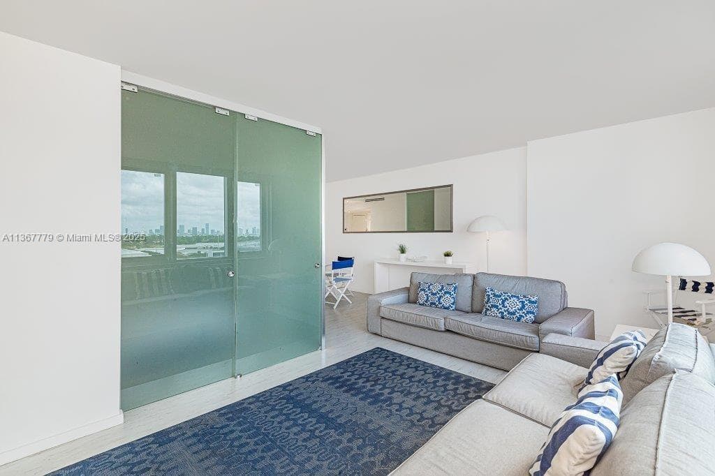 Roney Palace · #1032 in Miami Beach - Photo 7