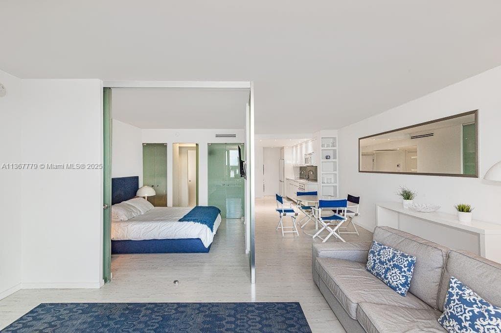 Roney Palace · #1032 in Miami Beach - Photo 9