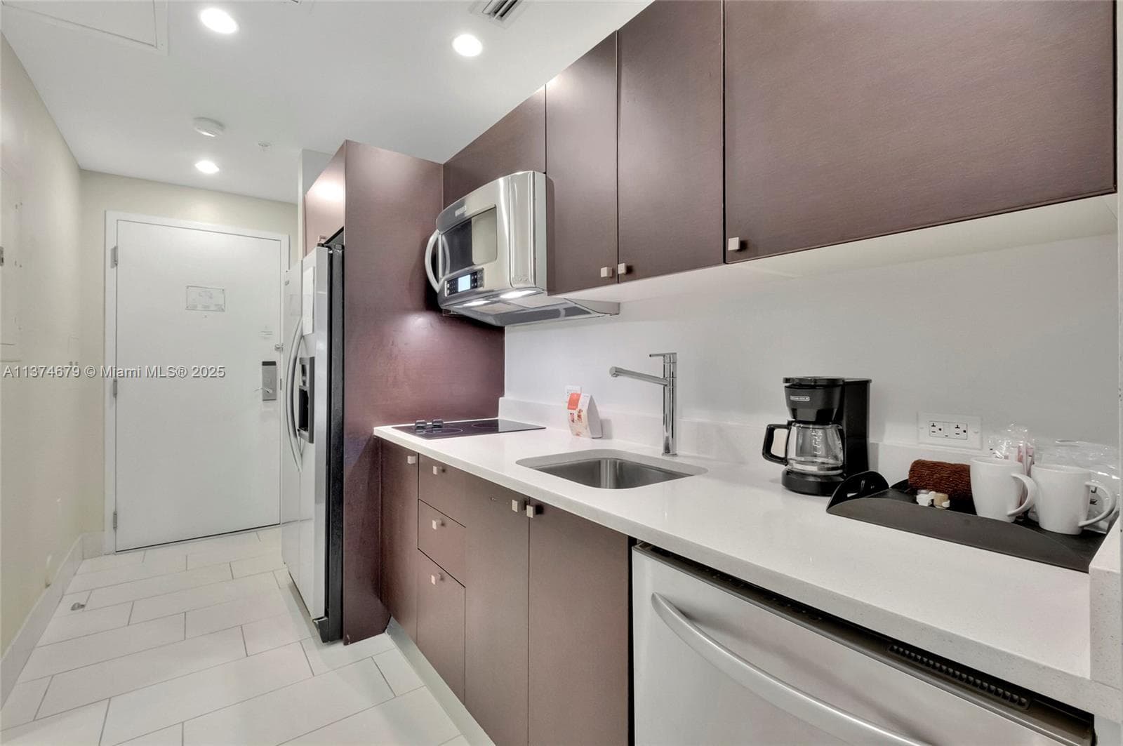 The Blue Resort · #606 in Doral - Photo 2