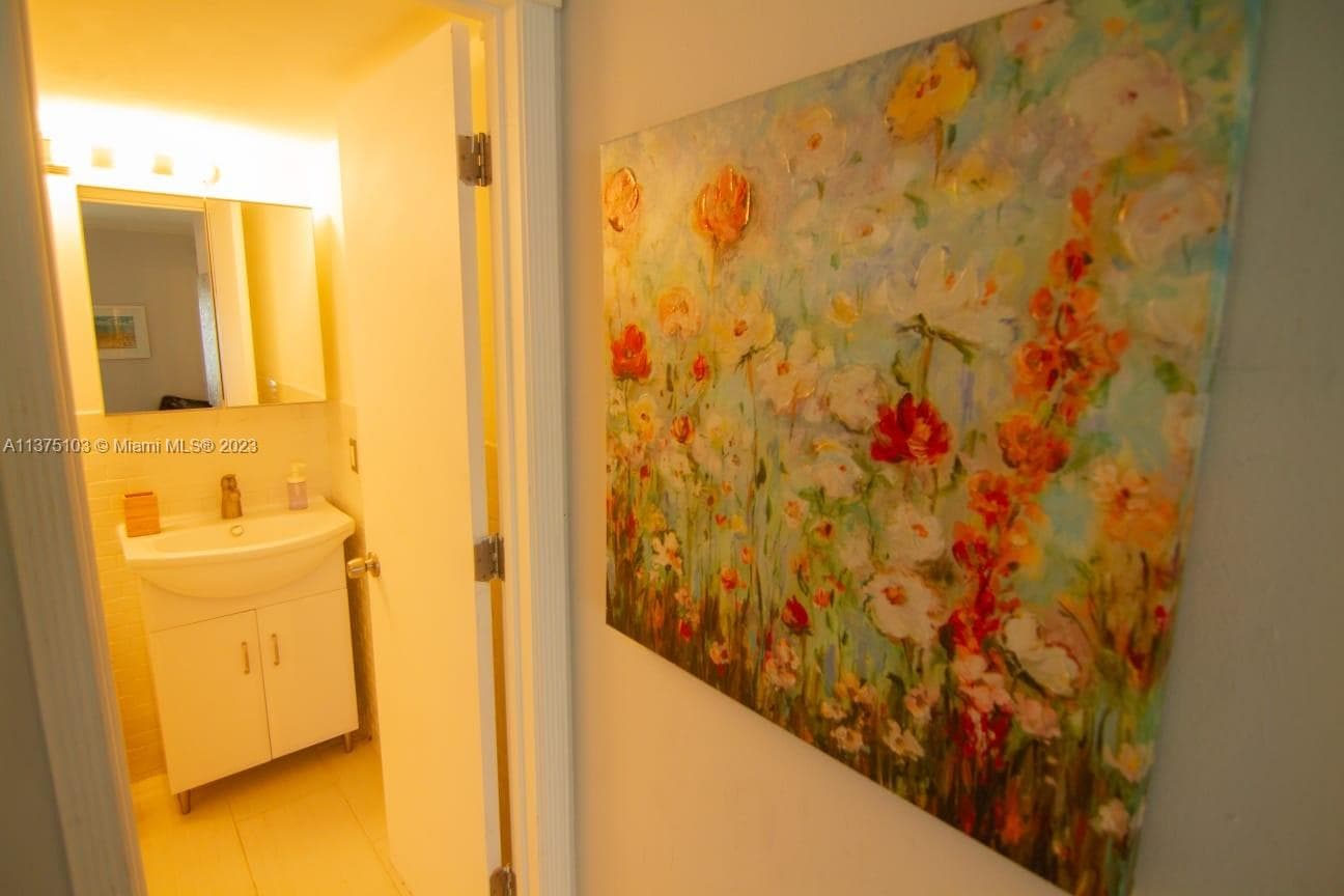 HIBISCUS SOUTH CONDO · #2C in Miami Beach - Photo 3