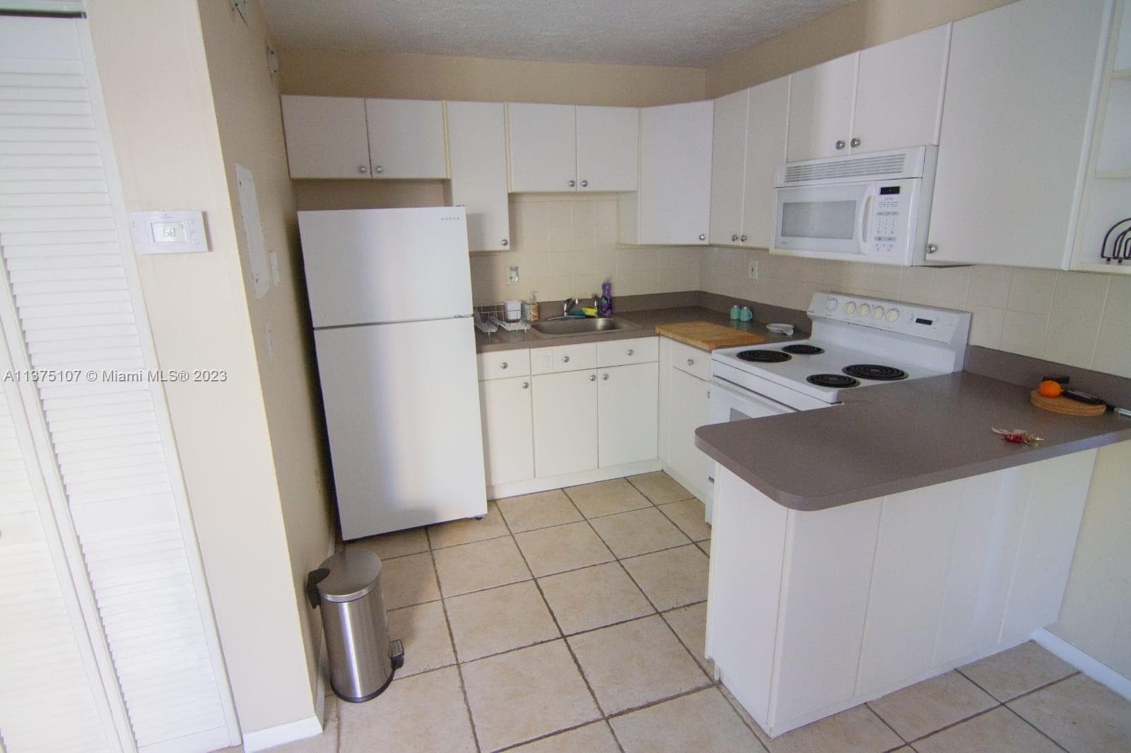 HIBISCUS SOUTH CONDO · #2D in Miami Beach - Photo 6