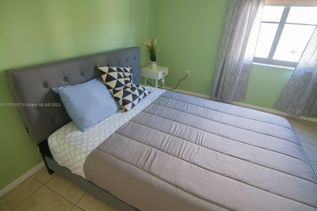 HIBISCUS SOUTH CONDO · #2D in Miami Beach - Photo 10