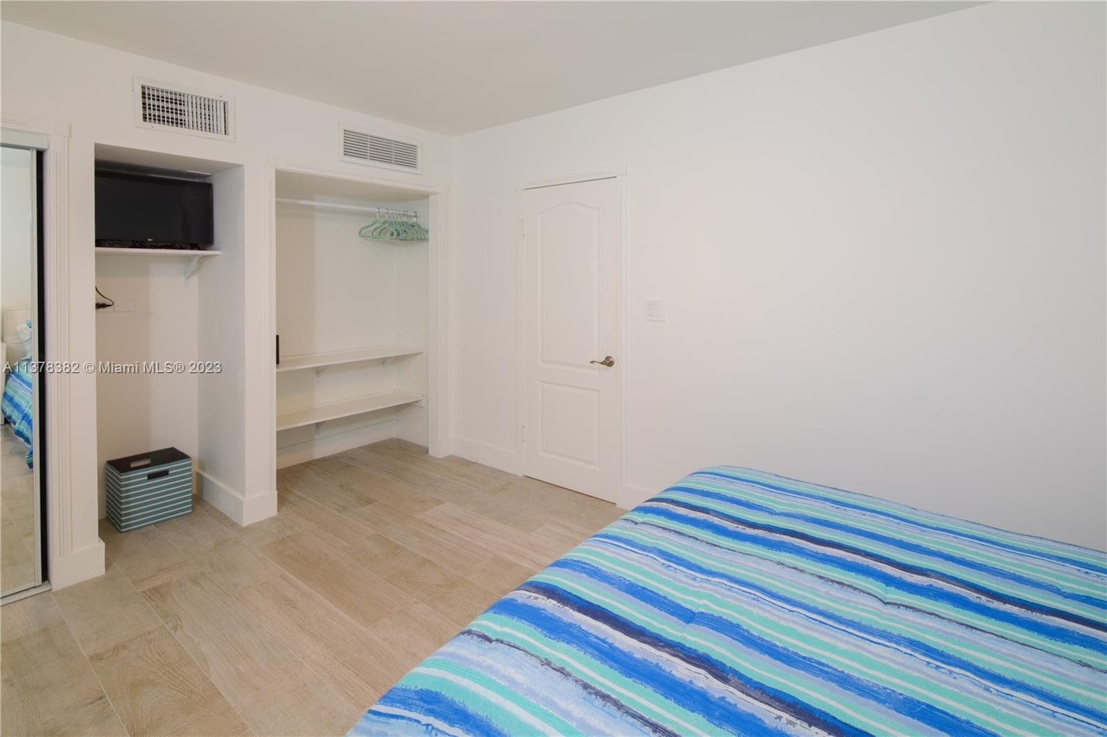 Carriage Club North · #610 in Miami Beach - Photo 20