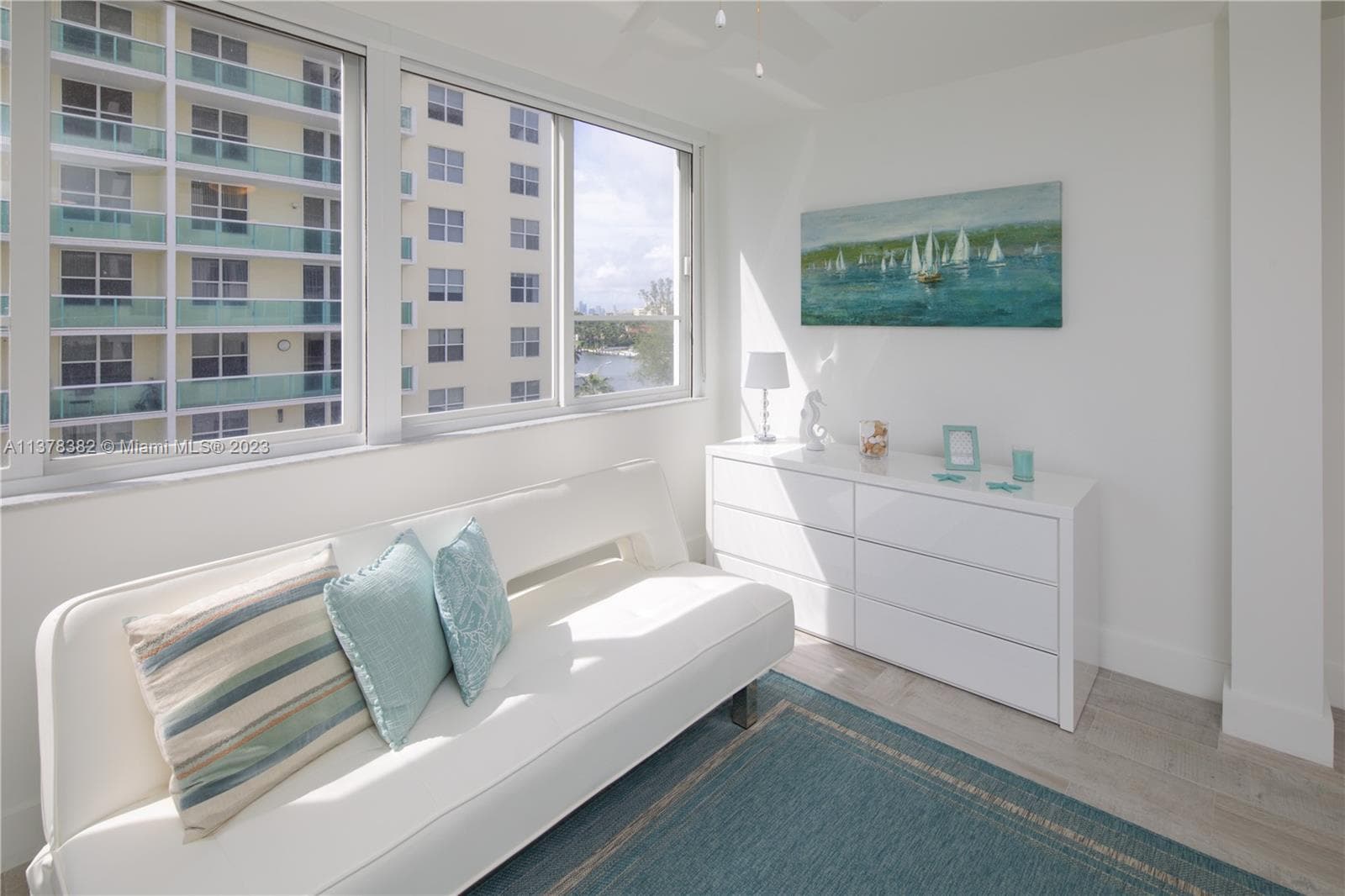 Carriage Club North · #610 in Miami Beach - Photo 10