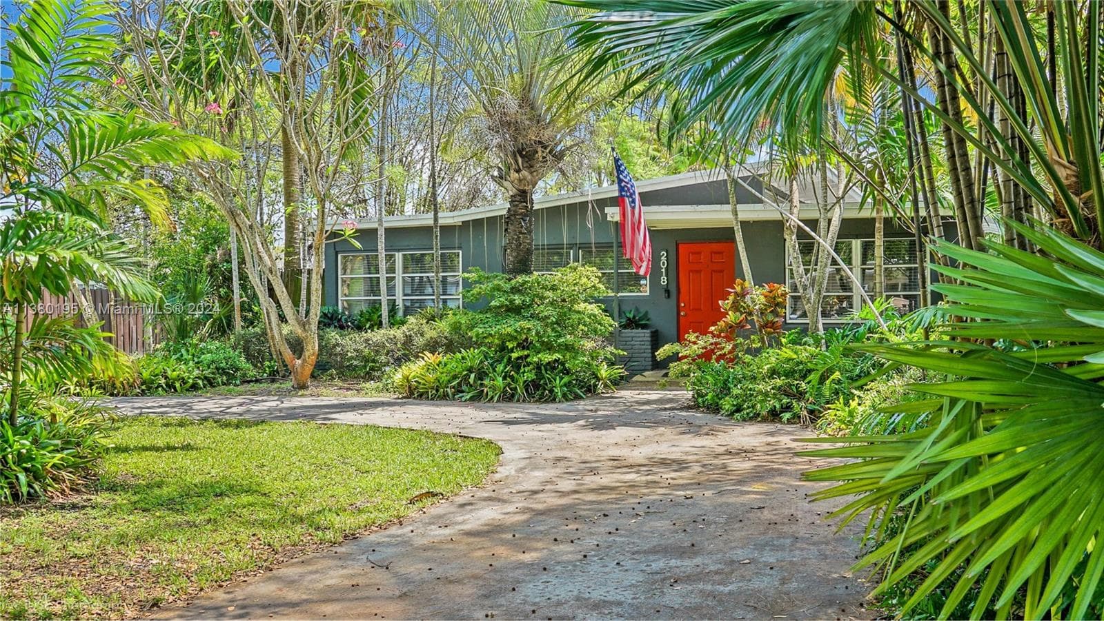 2018 Fletcher St photo 23