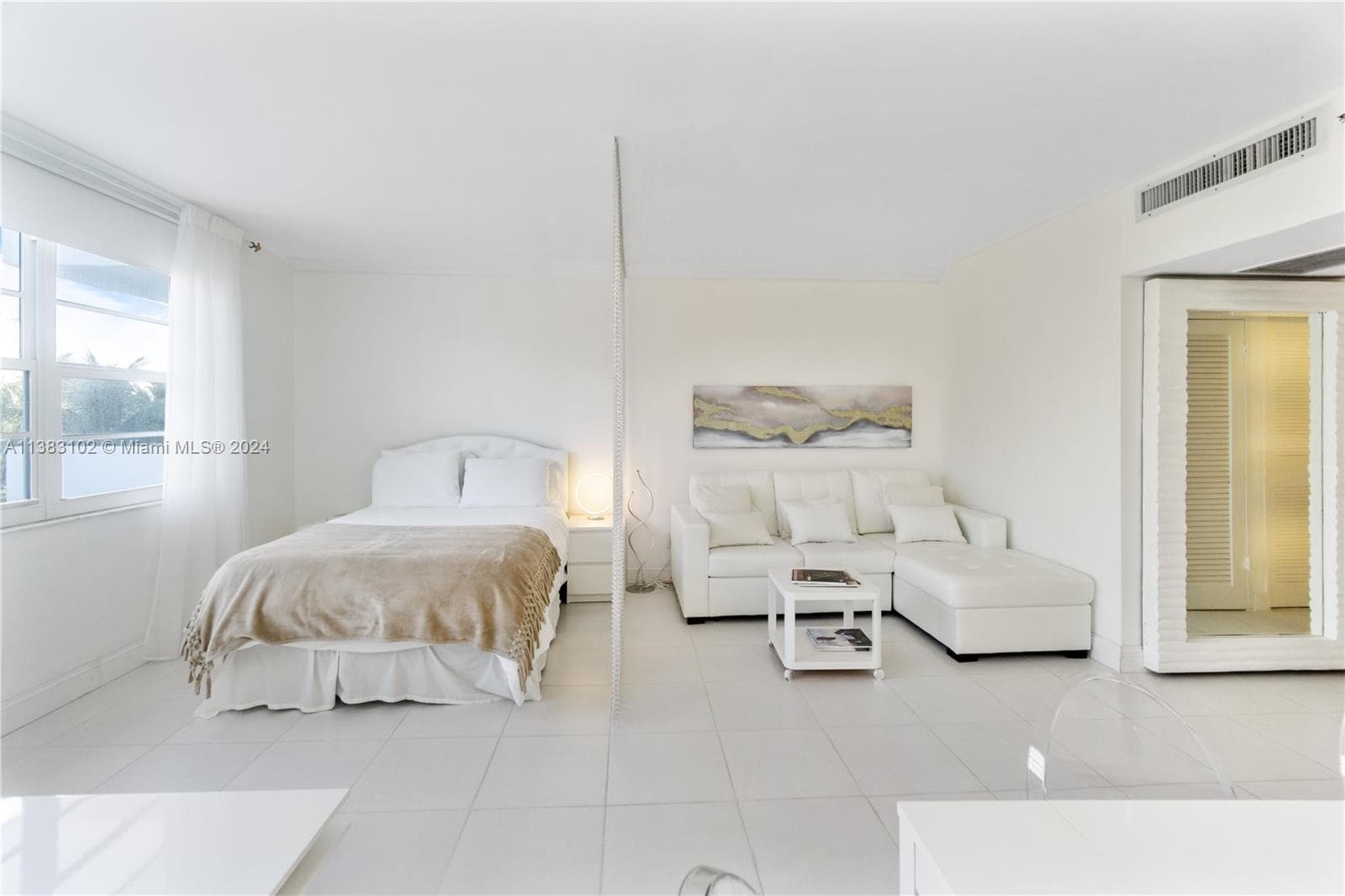 The Decoplage · #306 in Miami Beach - Photo 4