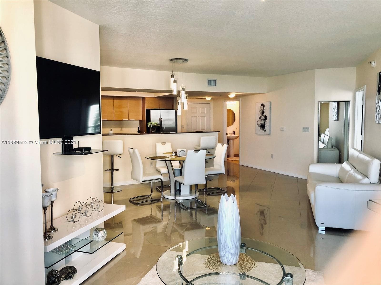 La Perla · #1705 in Sunny Isles Beach - Photo 7