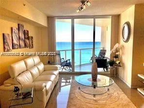 La Perla · #1705 in Sunny Isles Beach - Photo 15