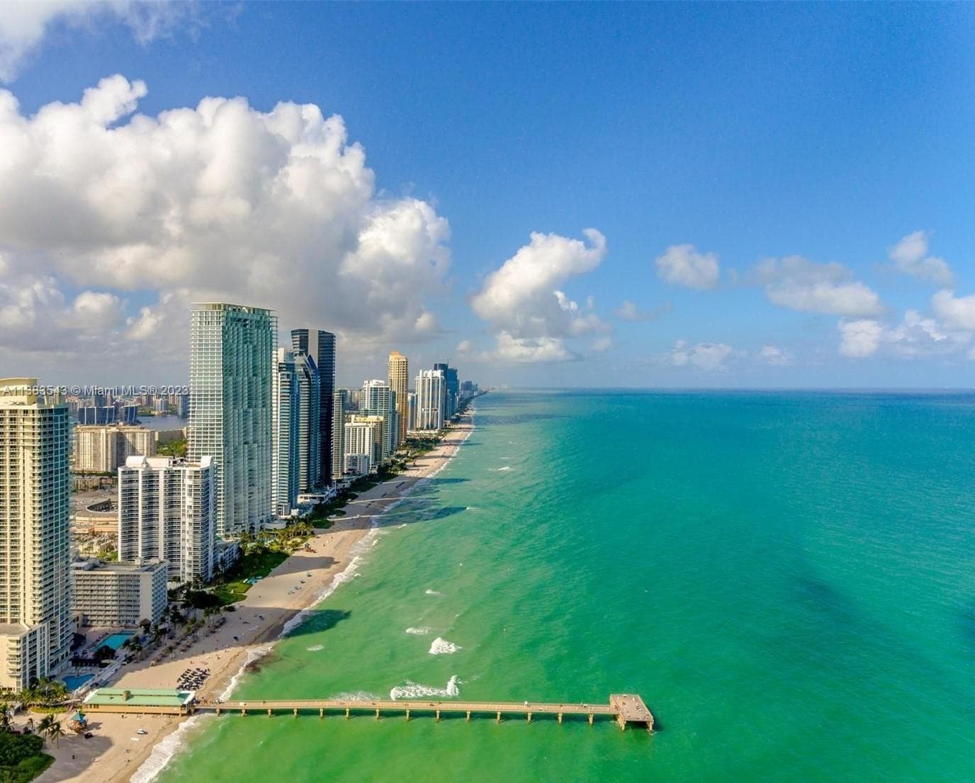 La Perla · #1705 in Sunny Isles Beach - Photo 68