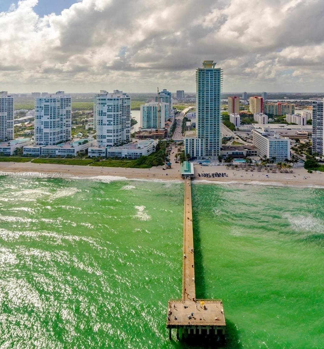 La Perla · #1705 in Sunny Isles Beach - Photo 70