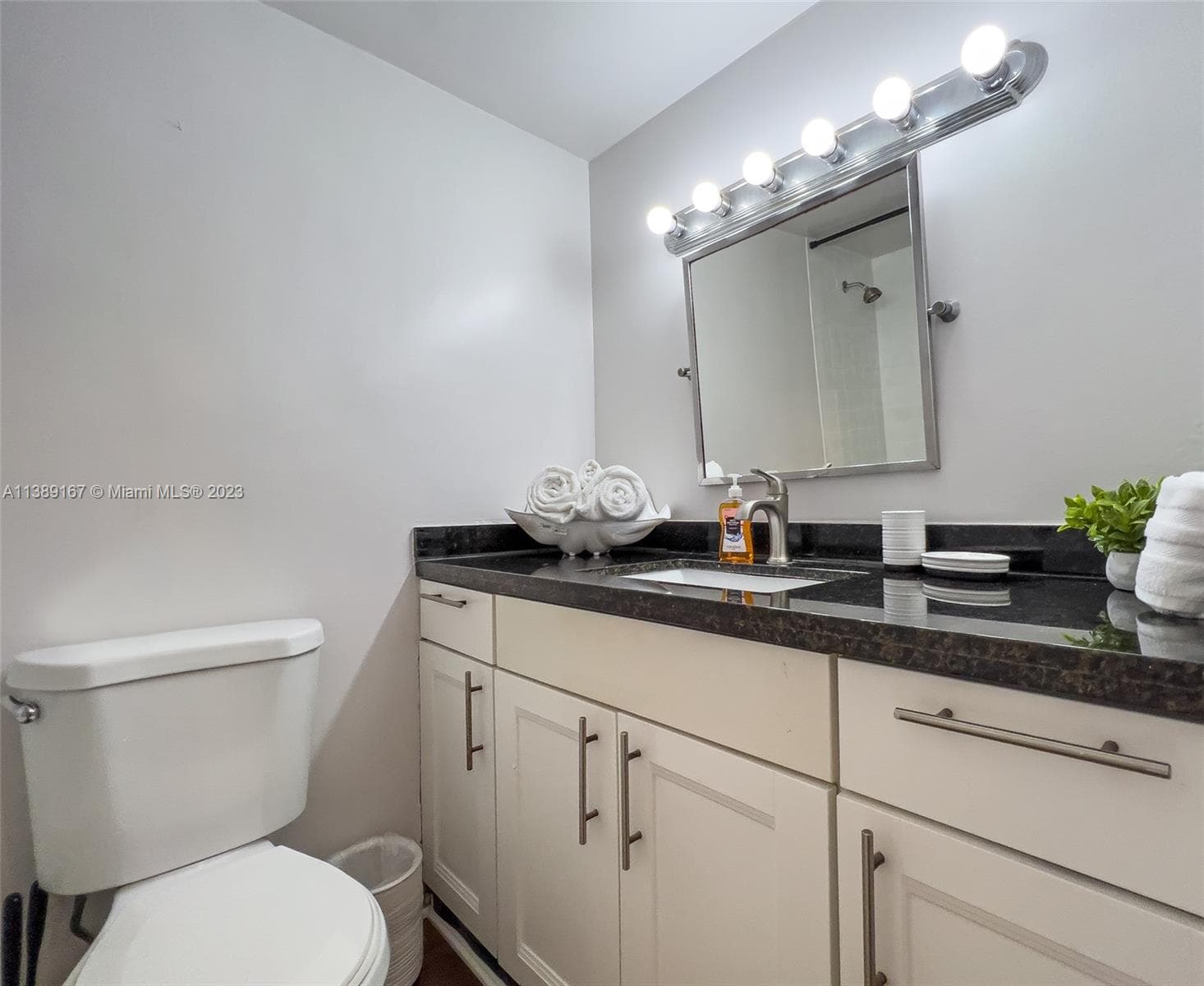 Bayshore Yacht & Tennis Club · #812 in North Bay Village - Photo 19
