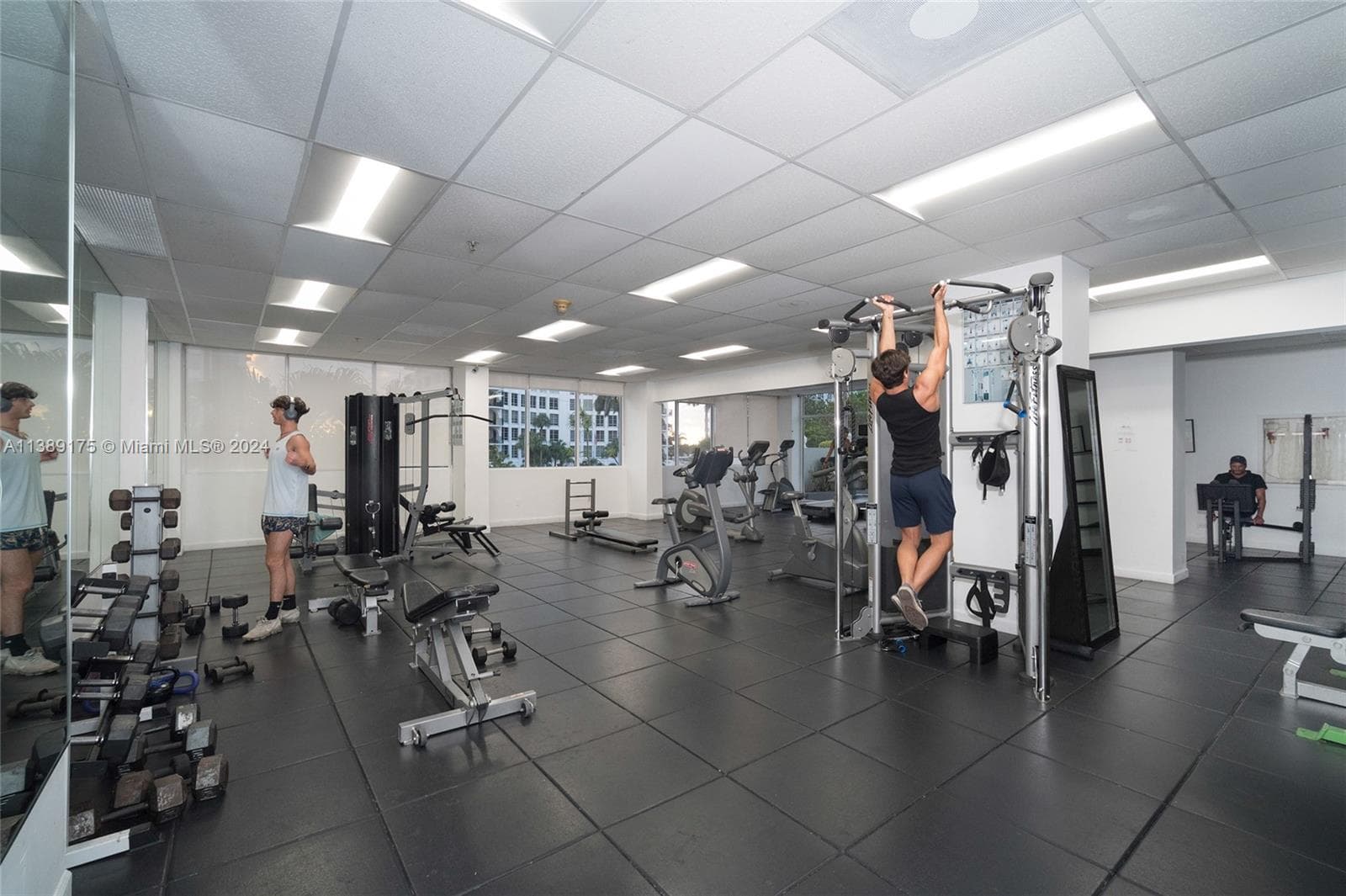 The Pavilion · #1204 in Miami Beach - Photo 20