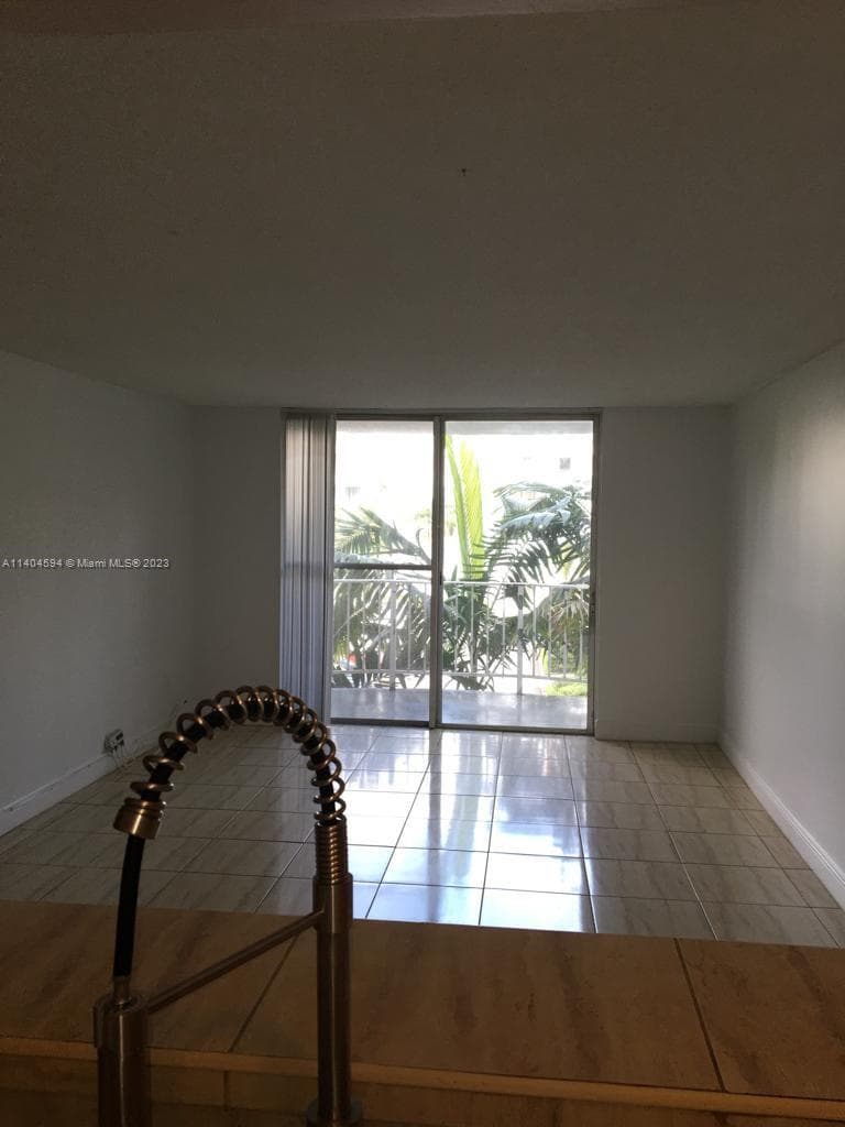 MONTECARLO CONDO · #D312 in Miami - Photo 8