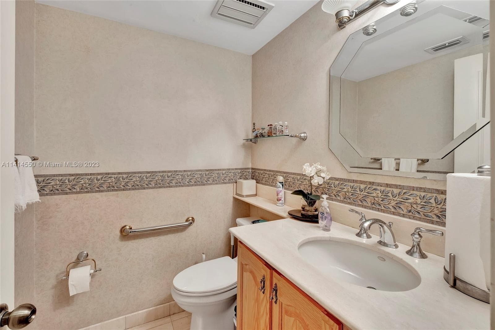 4716 University Dr photo 14