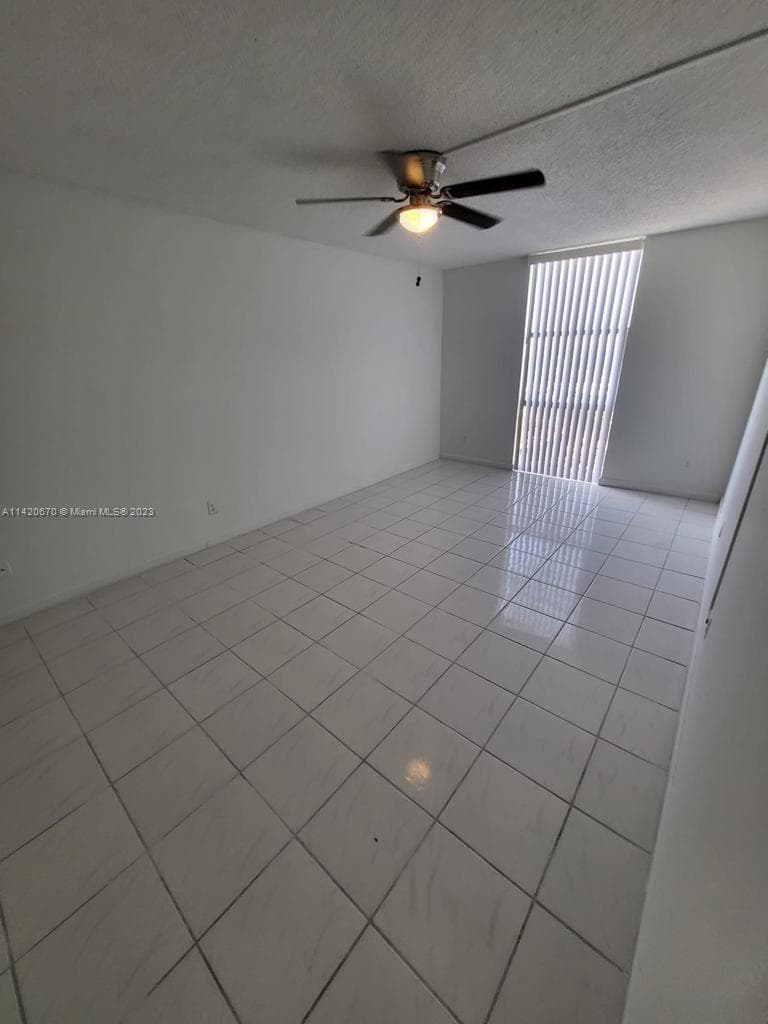 Sailboat Cay Condo · #1204 in North Miami - Photo 8