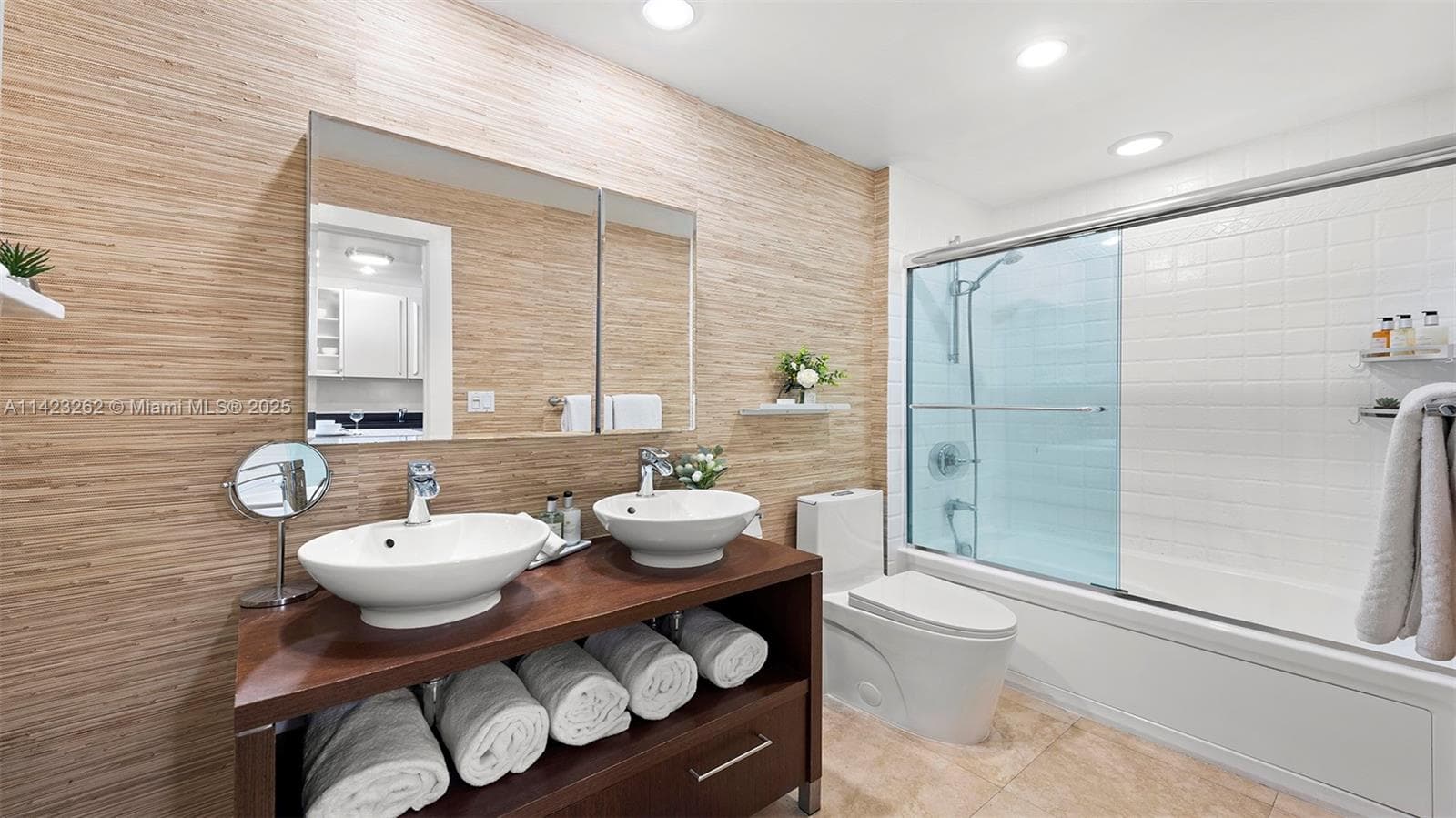 Roney Palace · #1632 in Miami Beach - Photo 26