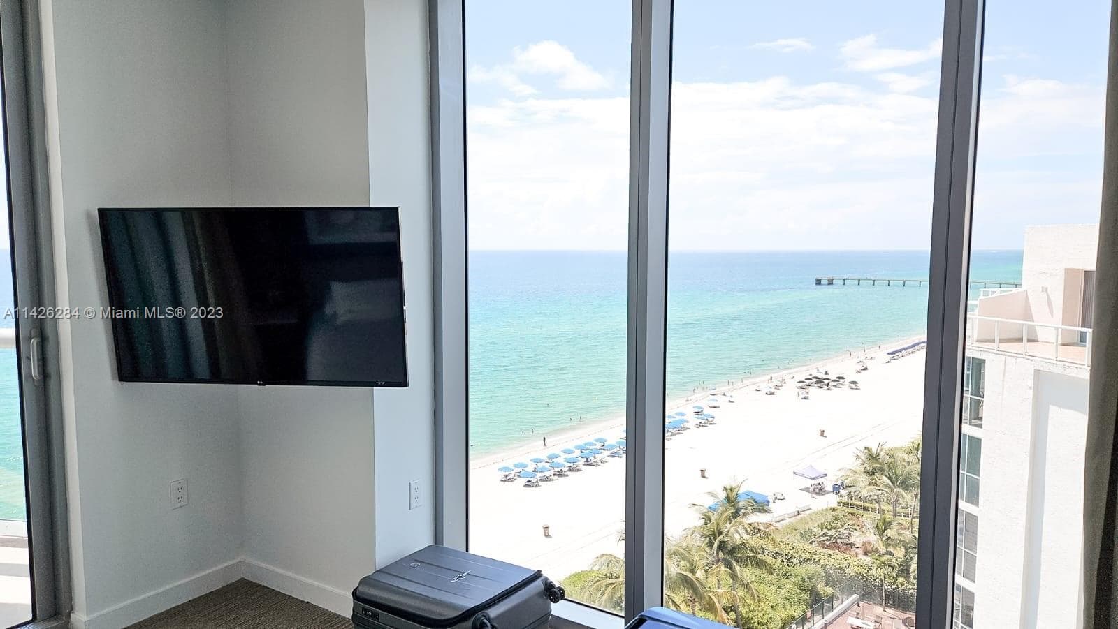 Sole on the Ocean · #1102 in Sunny Isles Beach - Photo 6