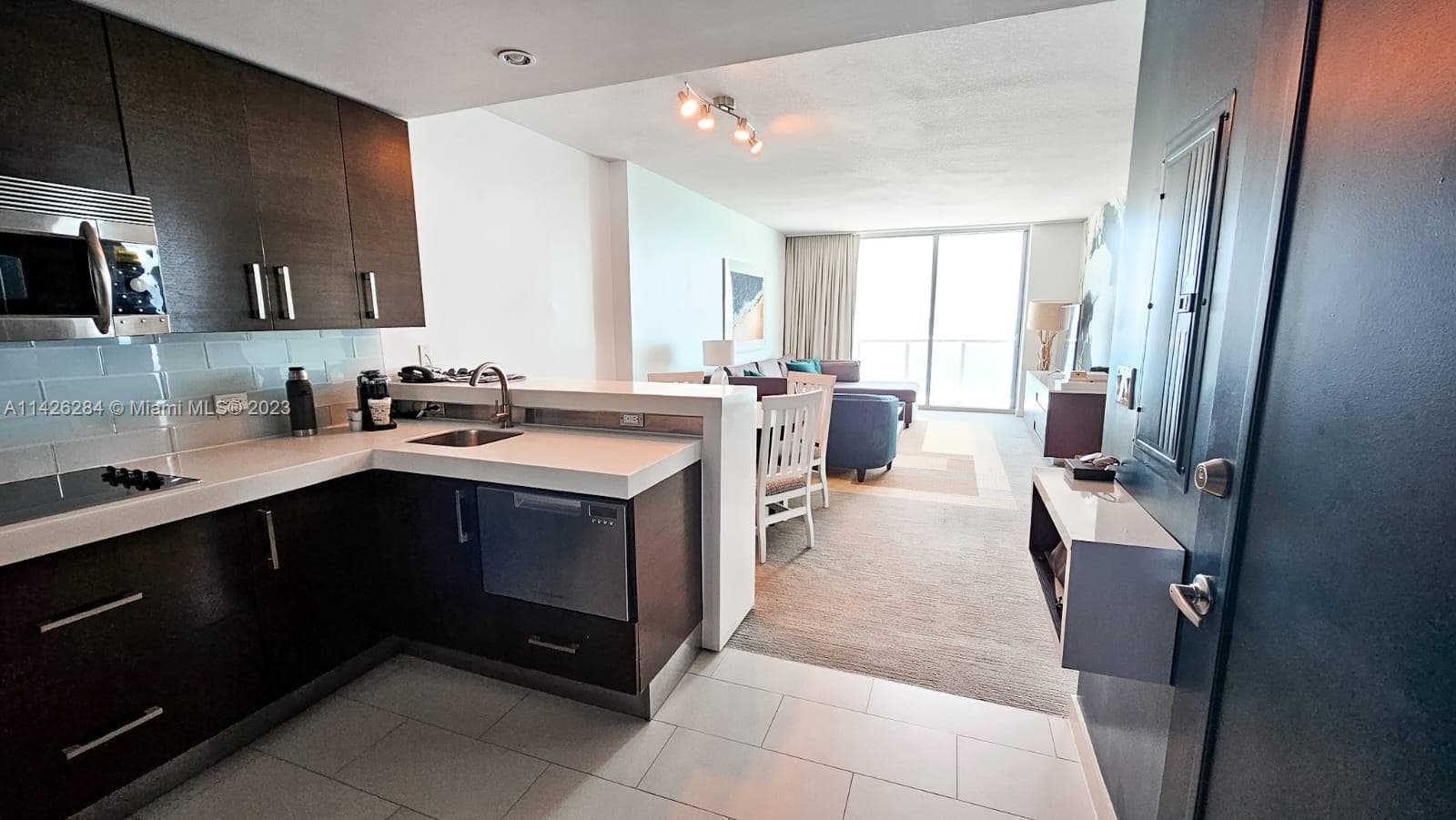 Sole on the Ocean · #1102 in Sunny Isles Beach - Photo 11