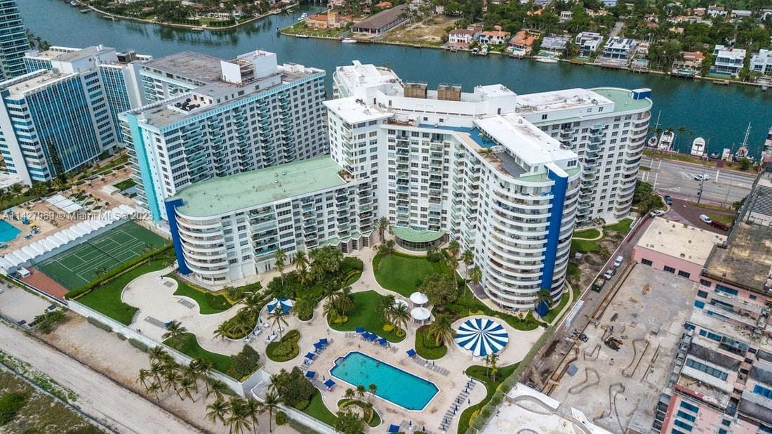 Seacoast 5151 · #1523 in Miami Beach - Photo 27