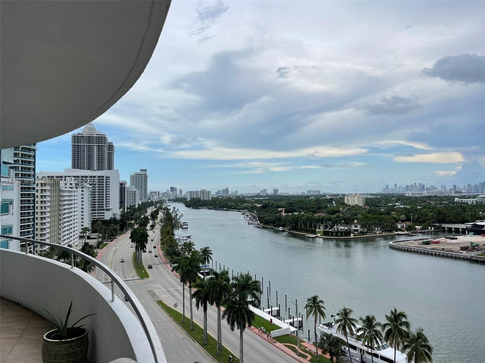 Seacoast 5151 · #1523 in Miami Beach - Photo 14