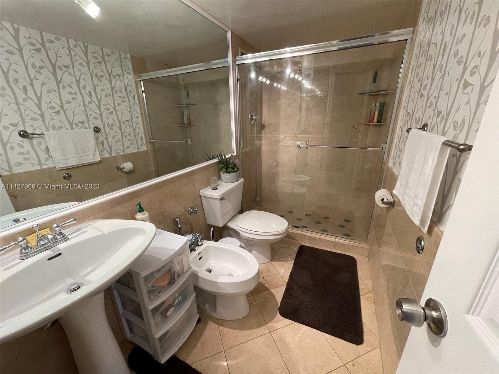 2nd Bathroom
