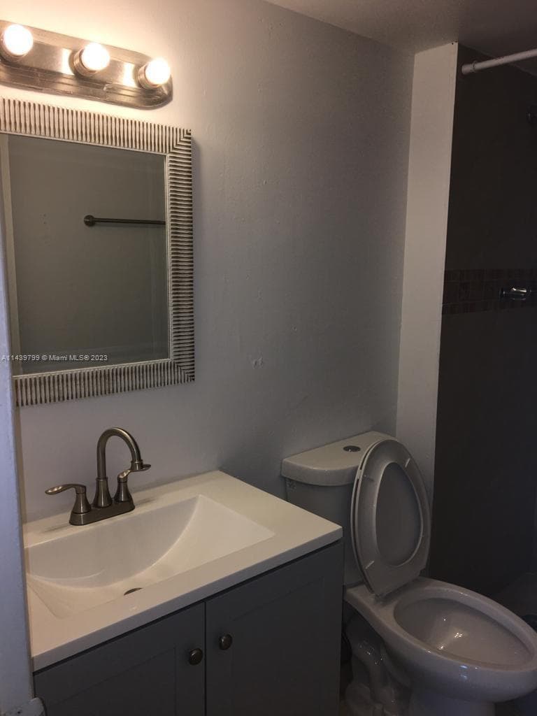 MONTECARLO CONDO · #D205 in Miami - Photo 12