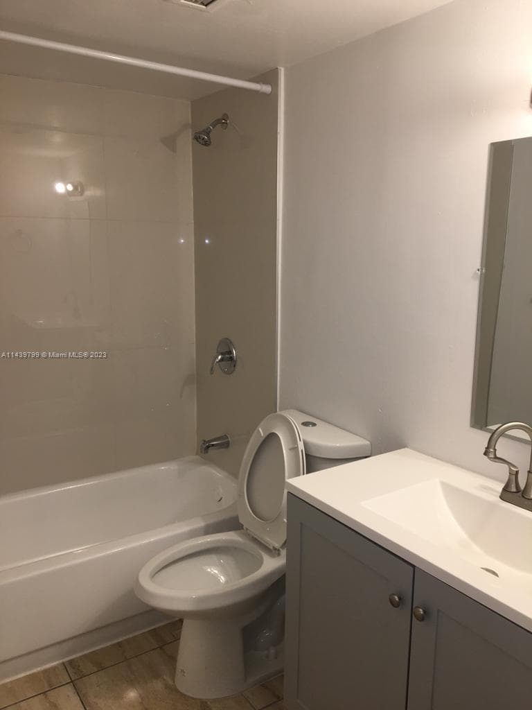 MONTECARLO CONDO · #D205 in Miami - Photo 5