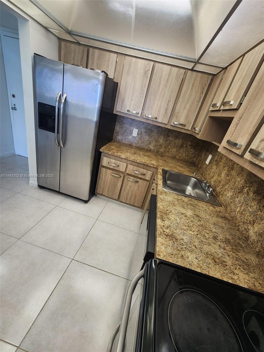 SAILBOAT CAY CONDO · #1513 in North Miami - Photo 7