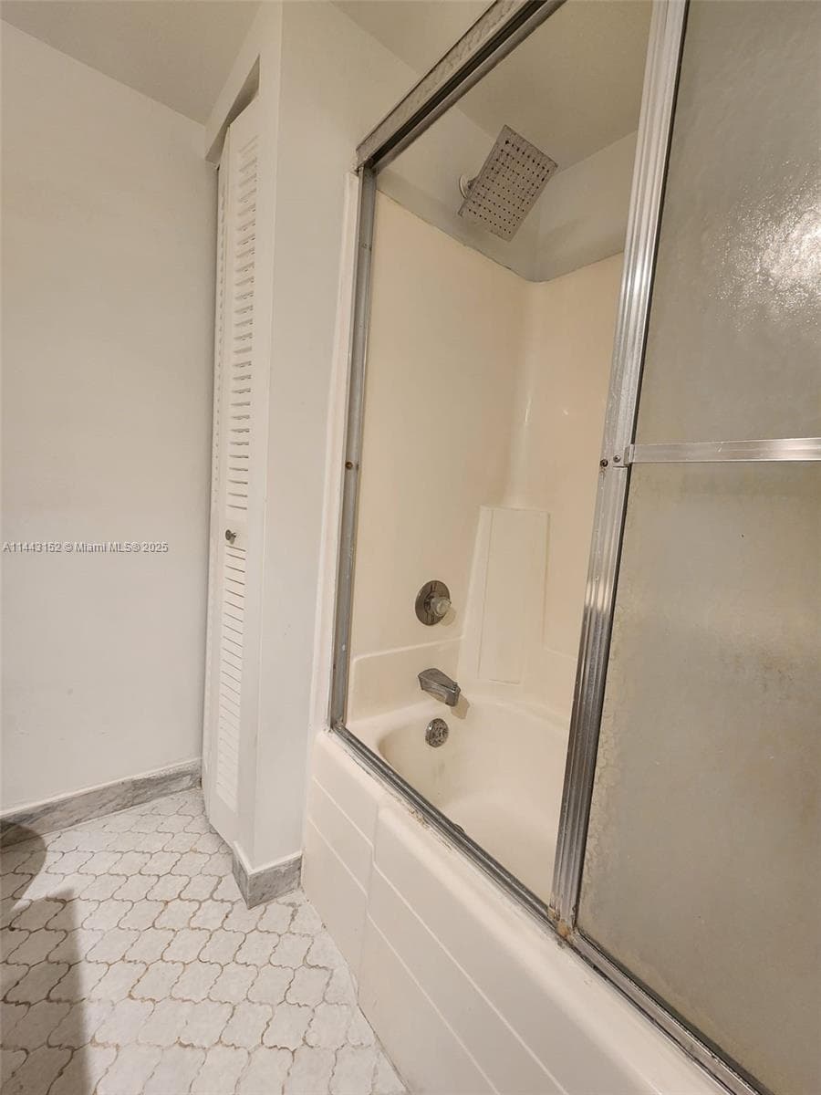 SAILBOAT CAY CONDO · #1513 in North Miami - Photo 19