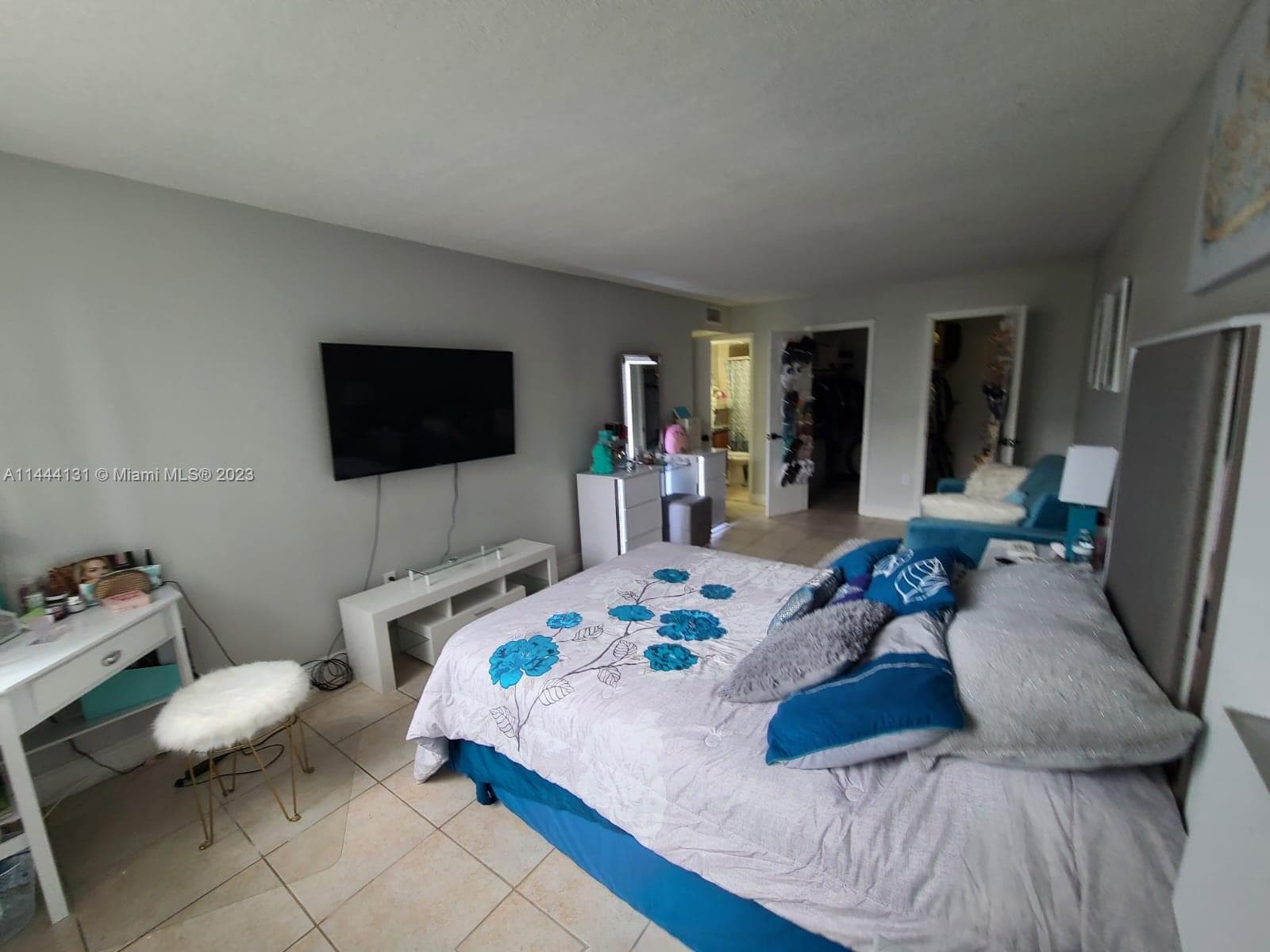 MONTECARLO CONDO · #D112 in Miami - Photo 11