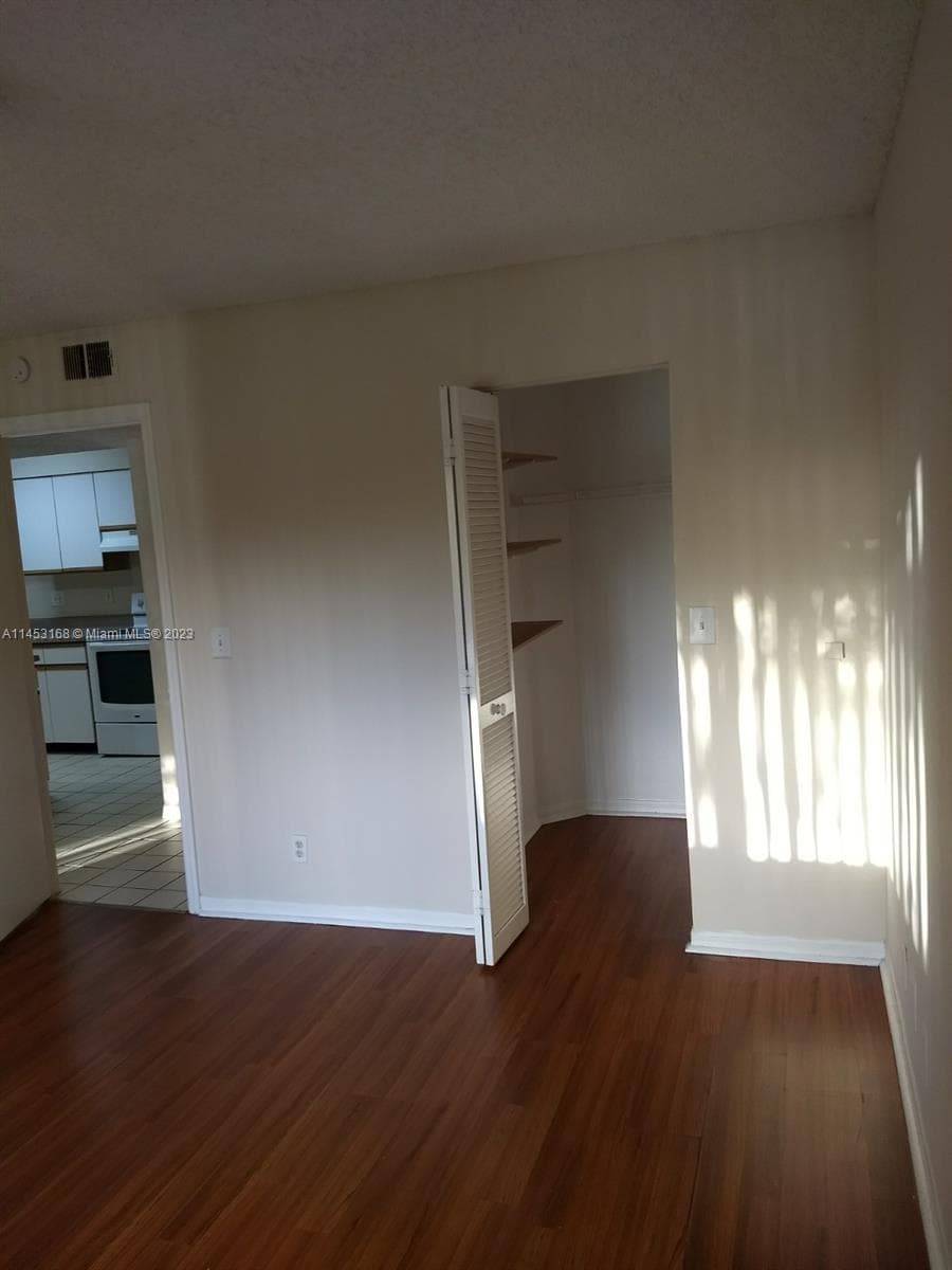 WINDWARD LAKES CONDO · #H303 in Pompano Beach - Photo 6