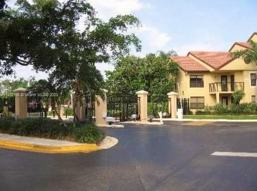 WINDWARD LAKES CONDO · #H303 in Pompano Beach - Photo 16