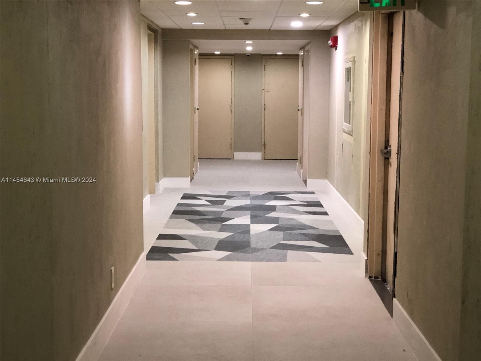 Primary Bedroom with walkin closet