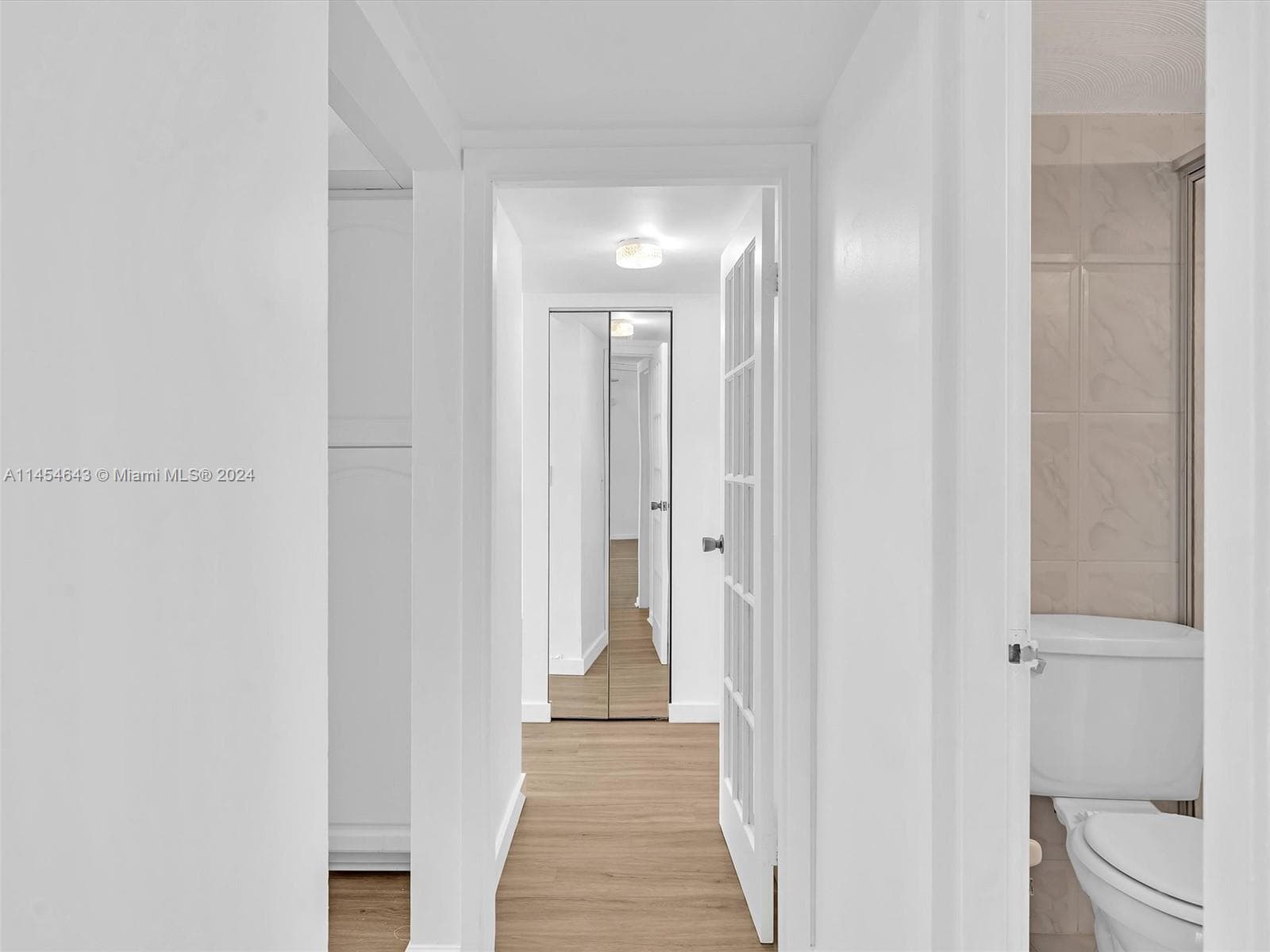 2nd bedroom with city view